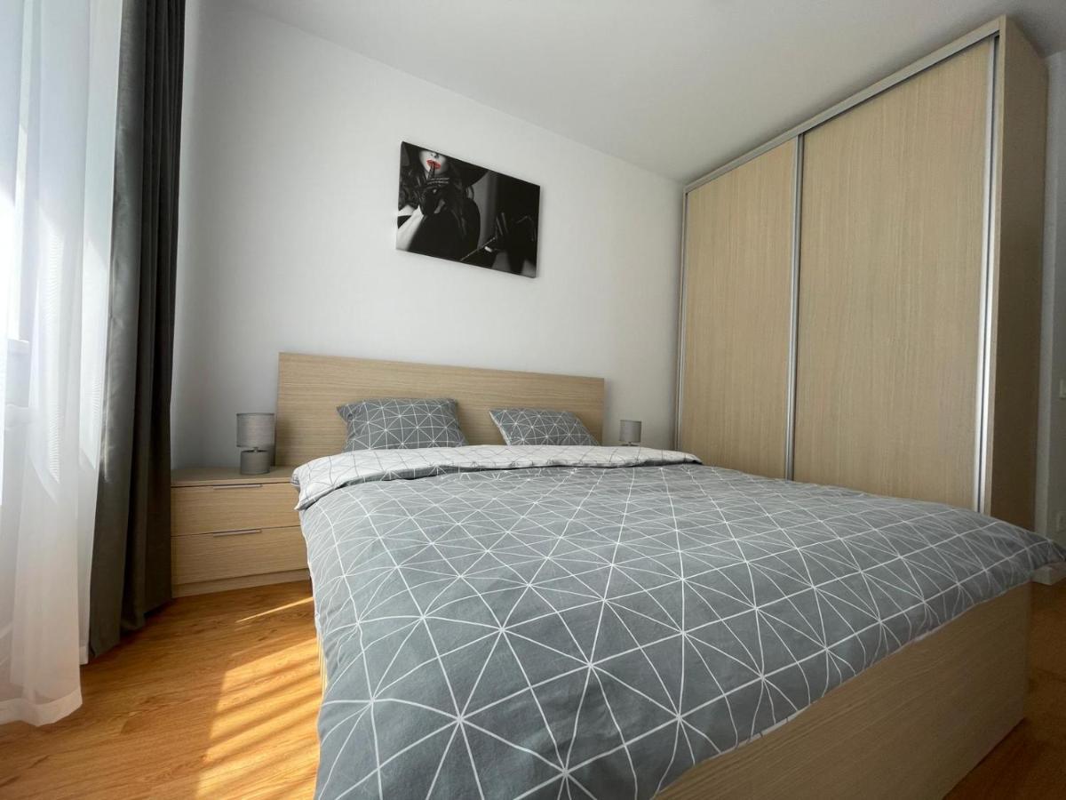 Silence Apartment 2 Oradea Extérieur photo